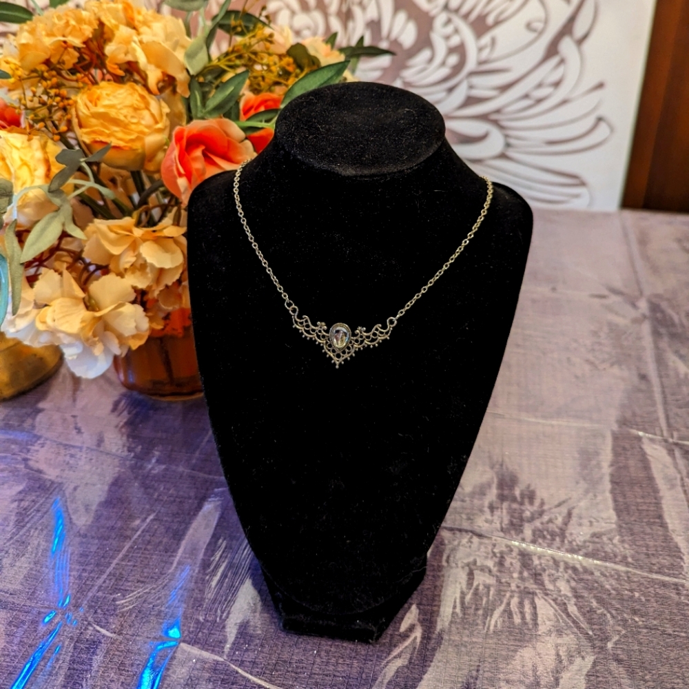 Nwt sterling silver moonstone necklace.